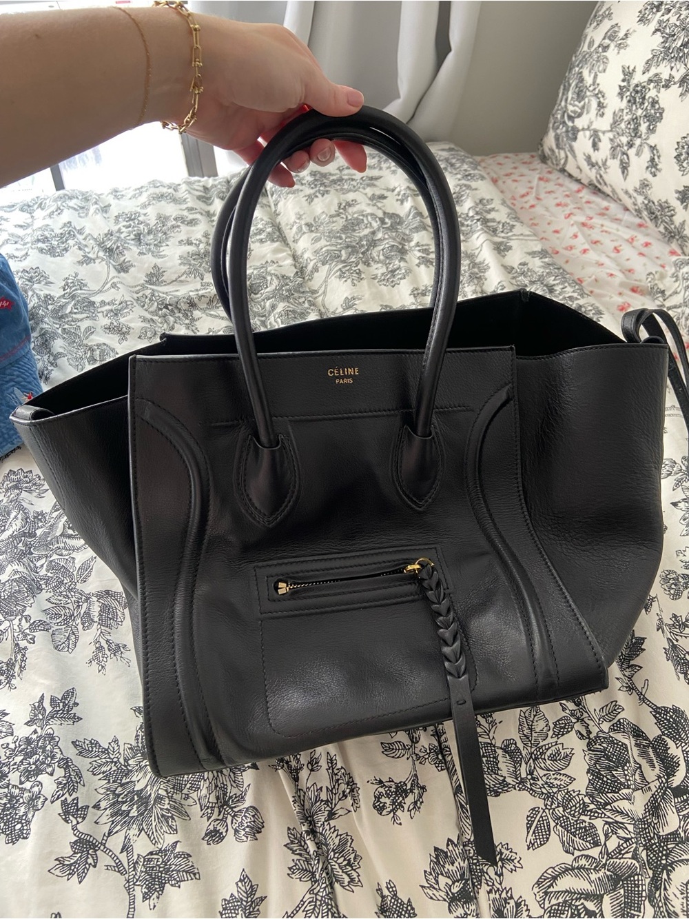 Black leather travel bag